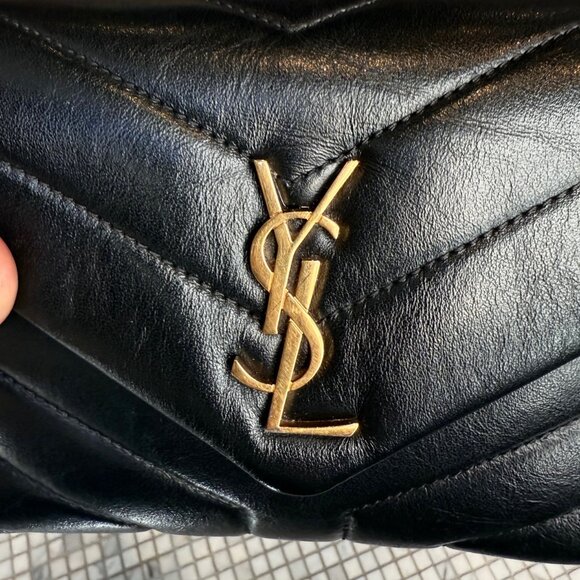 Saint Laurent Black Quilted Loulou Toy Crossbody Bag - Picture 2 of 16